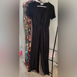SHOW ME YOUR MUMU - Black shirtsleeve Jumpsuit